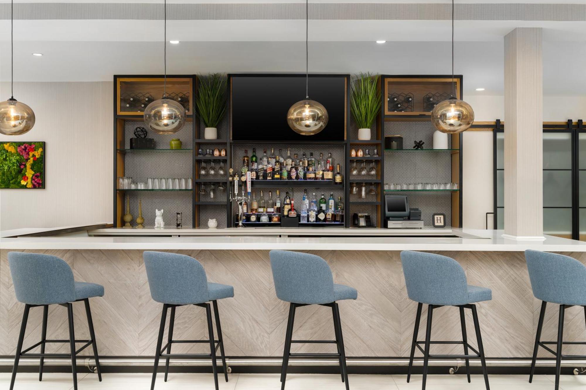 Hilton Garden Inn Довер Экстерьер фото